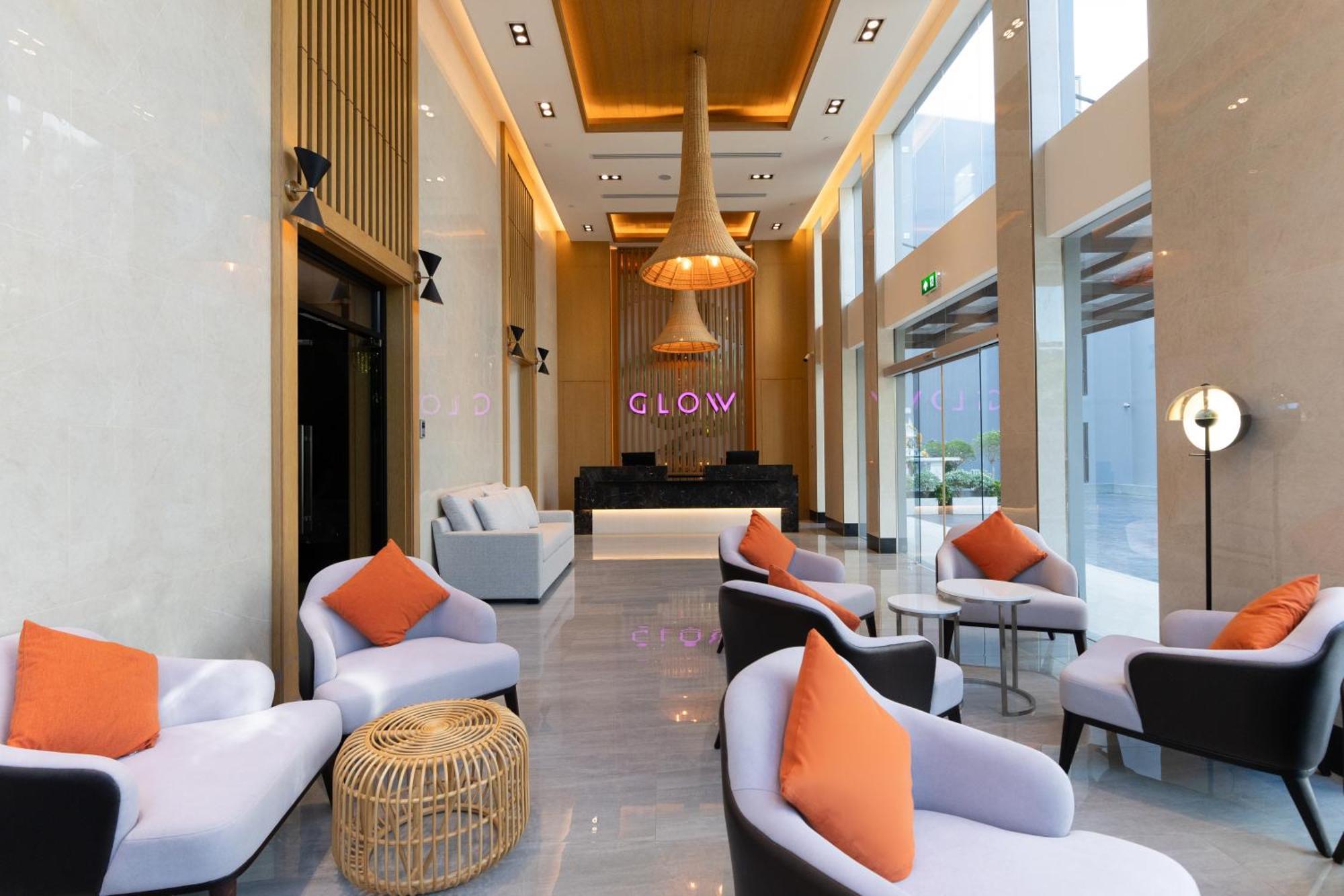 Glow Bangkok Riverside Exteriör bild